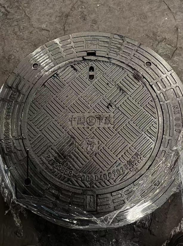 吐鲁番球墨铸铁防沉降井盖展示
